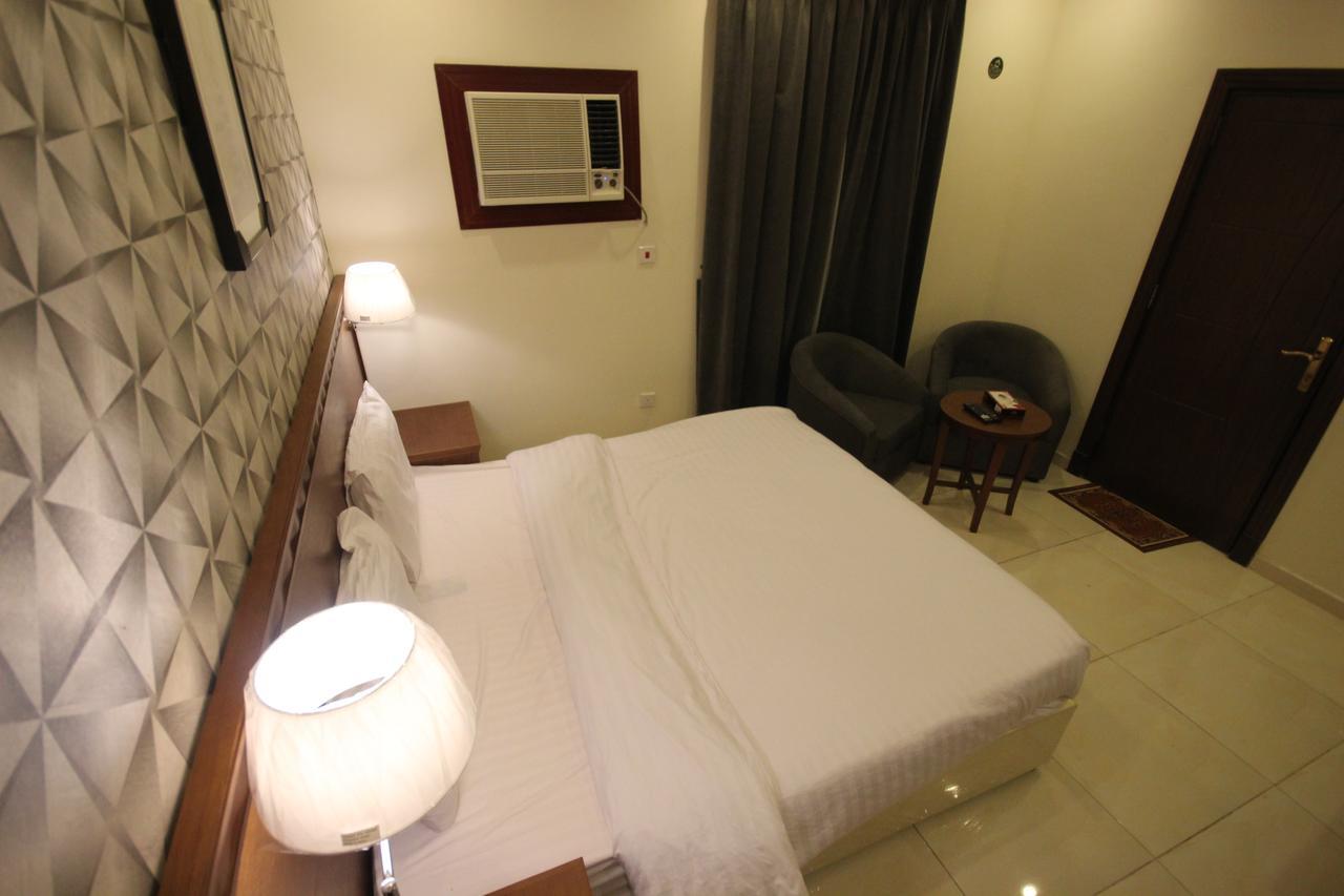 Al-Salamah - Lamasat Palace Suites Джеда Екстериор снимка