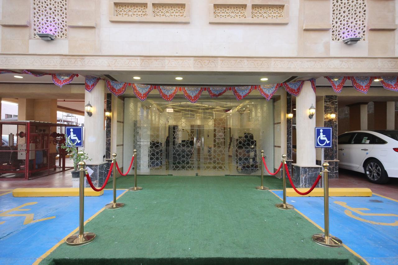 Al-Salamah - Lamasat Palace Suites Джеда Екстериор снимка