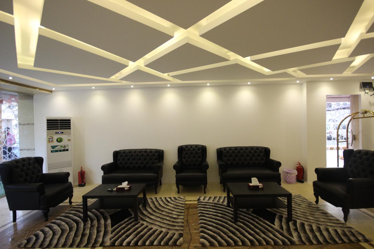 Al-Salamah - Lamasat Palace Suites Джеда Екстериор снимка