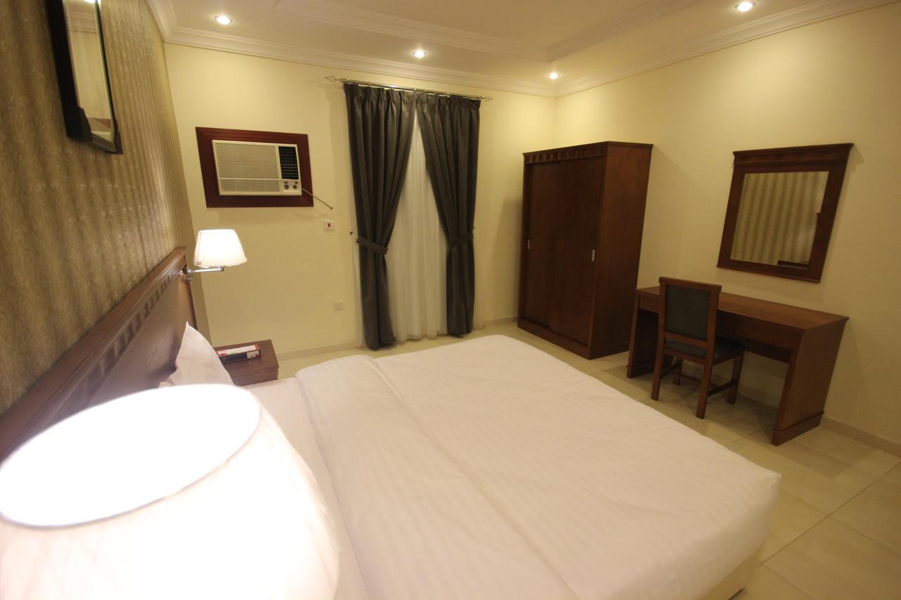 Al-Salamah - Lamasat Palace Suites Джеда Екстериор снимка