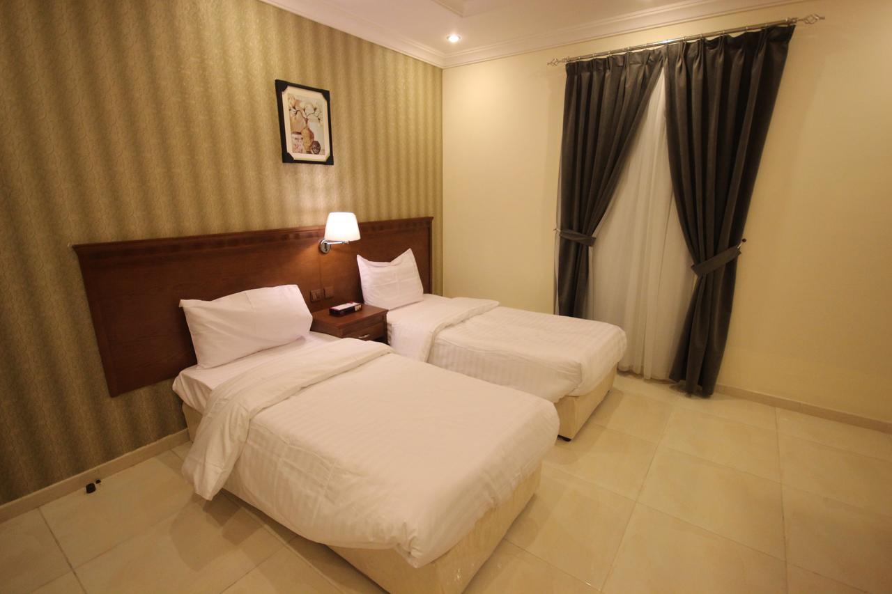 Al-Salamah - Lamasat Palace Suites Джеда Екстериор снимка