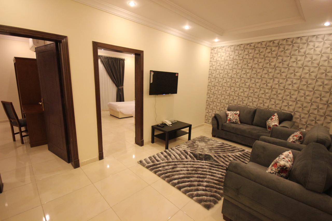 Al-Salamah - Lamasat Palace Suites Джеда Екстериор снимка