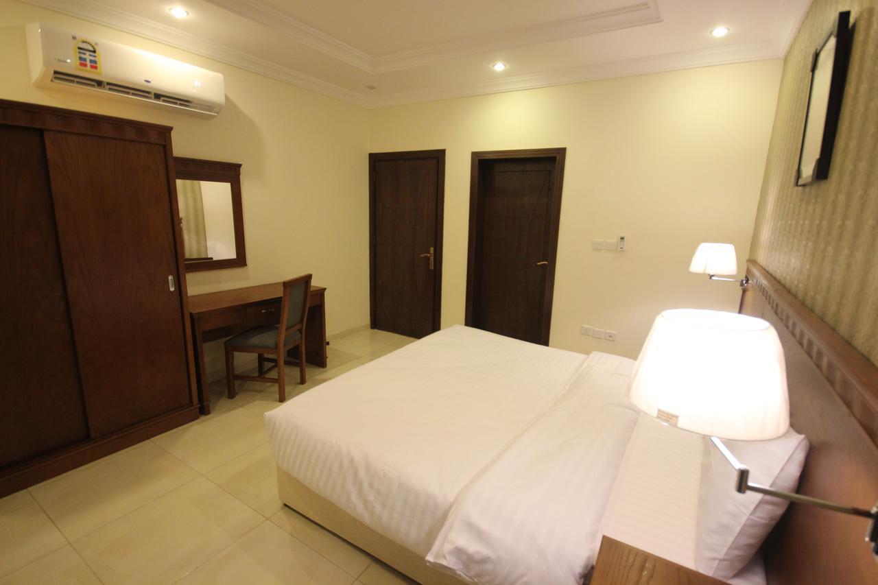 Al-Salamah - Lamasat Palace Suites Джеда Екстериор снимка