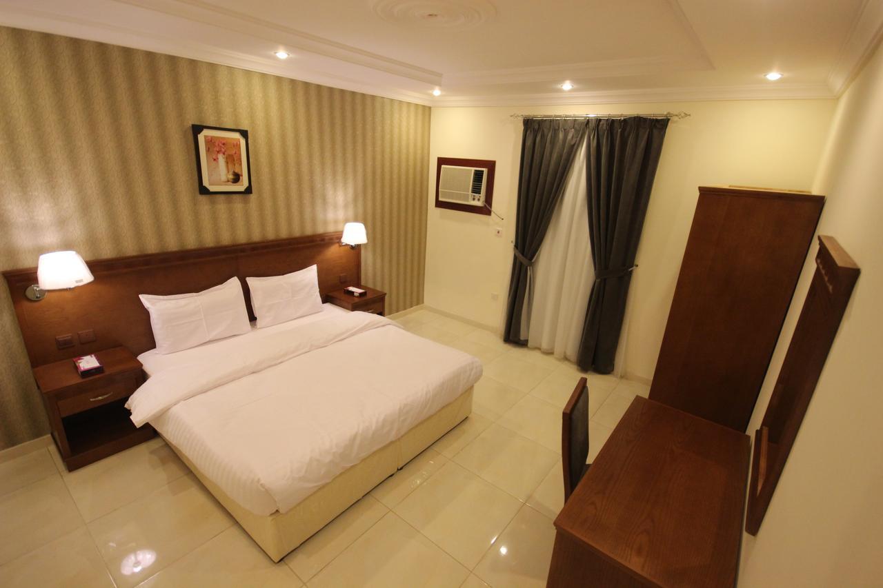 Al-Salamah - Lamasat Palace Suites Джеда Екстериор снимка