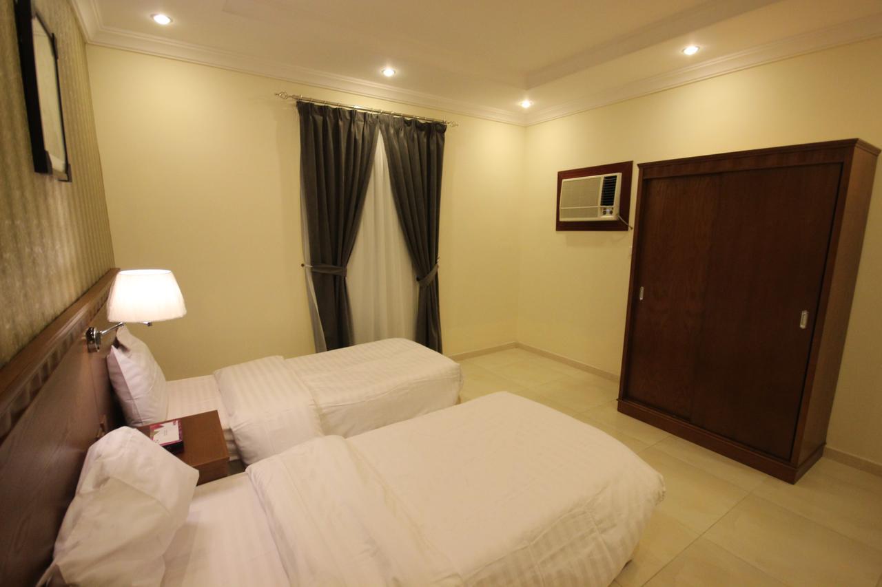 Al-Salamah - Lamasat Palace Suites Джеда Екстериор снимка