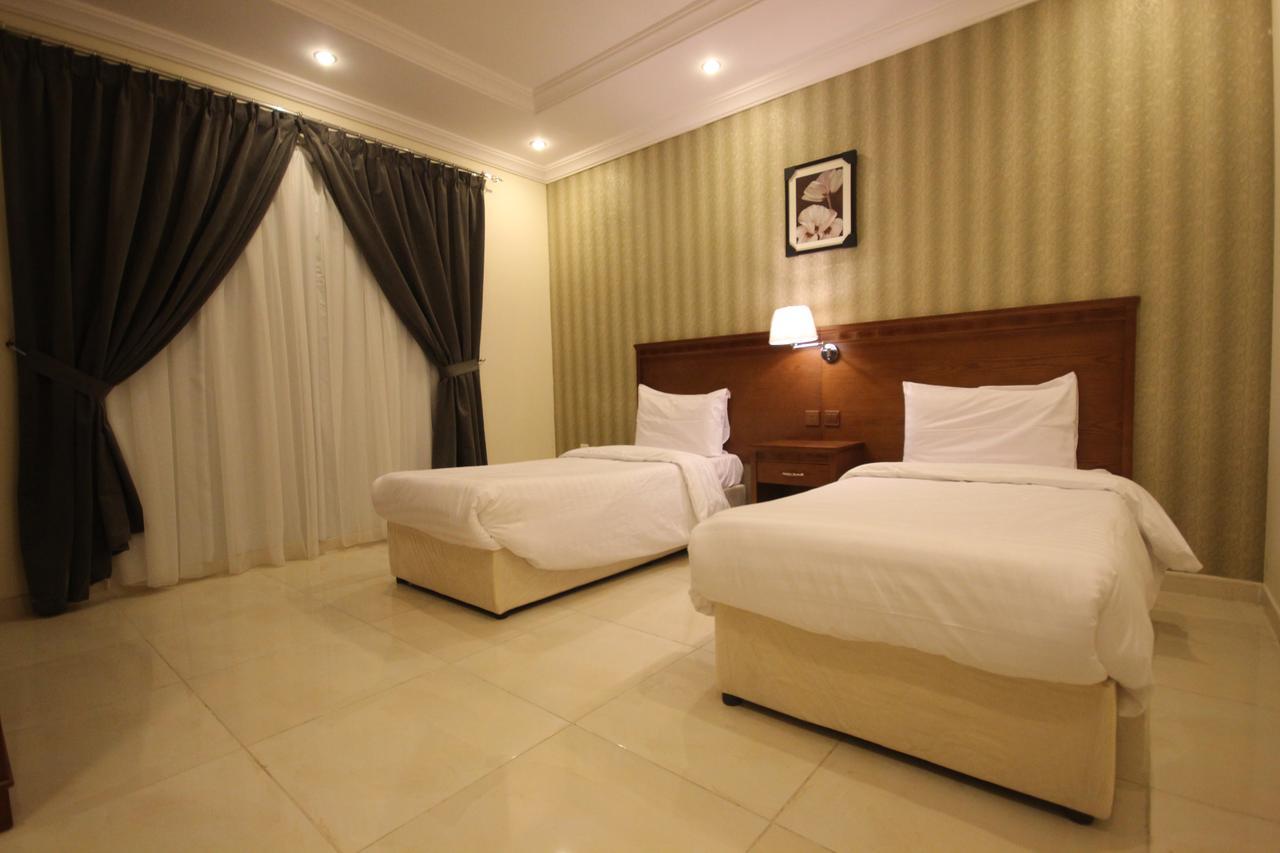 Al-Salamah - Lamasat Palace Suites Джеда Екстериор снимка