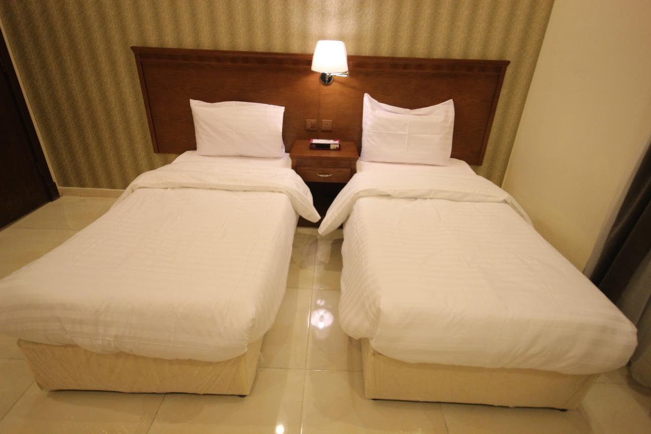 Al-Salamah - Lamasat Palace Suites Джеда Екстериор снимка