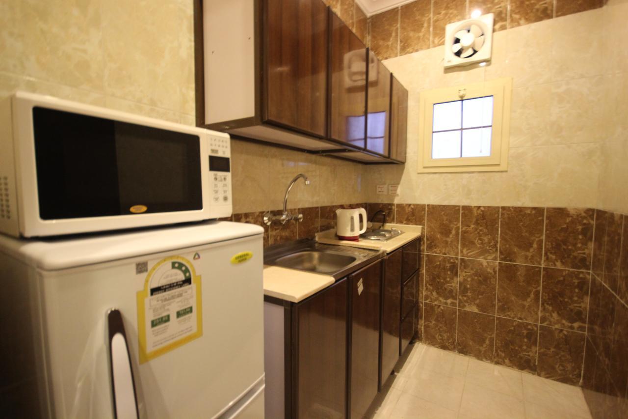 Al-Salamah - Lamasat Palace Suites Джеда Екстериор снимка